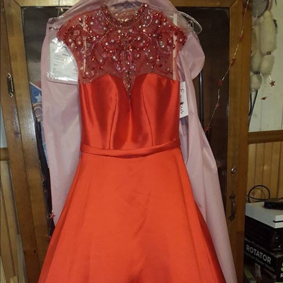 Pageant/Prom Dress - Picture 2 of 4